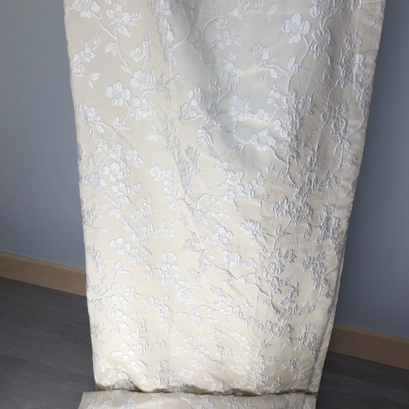 New J. Queen Ivory Embroidered Pole Top Drapery Curtain Panel Set 88” x 50” - Picture 5 of 12